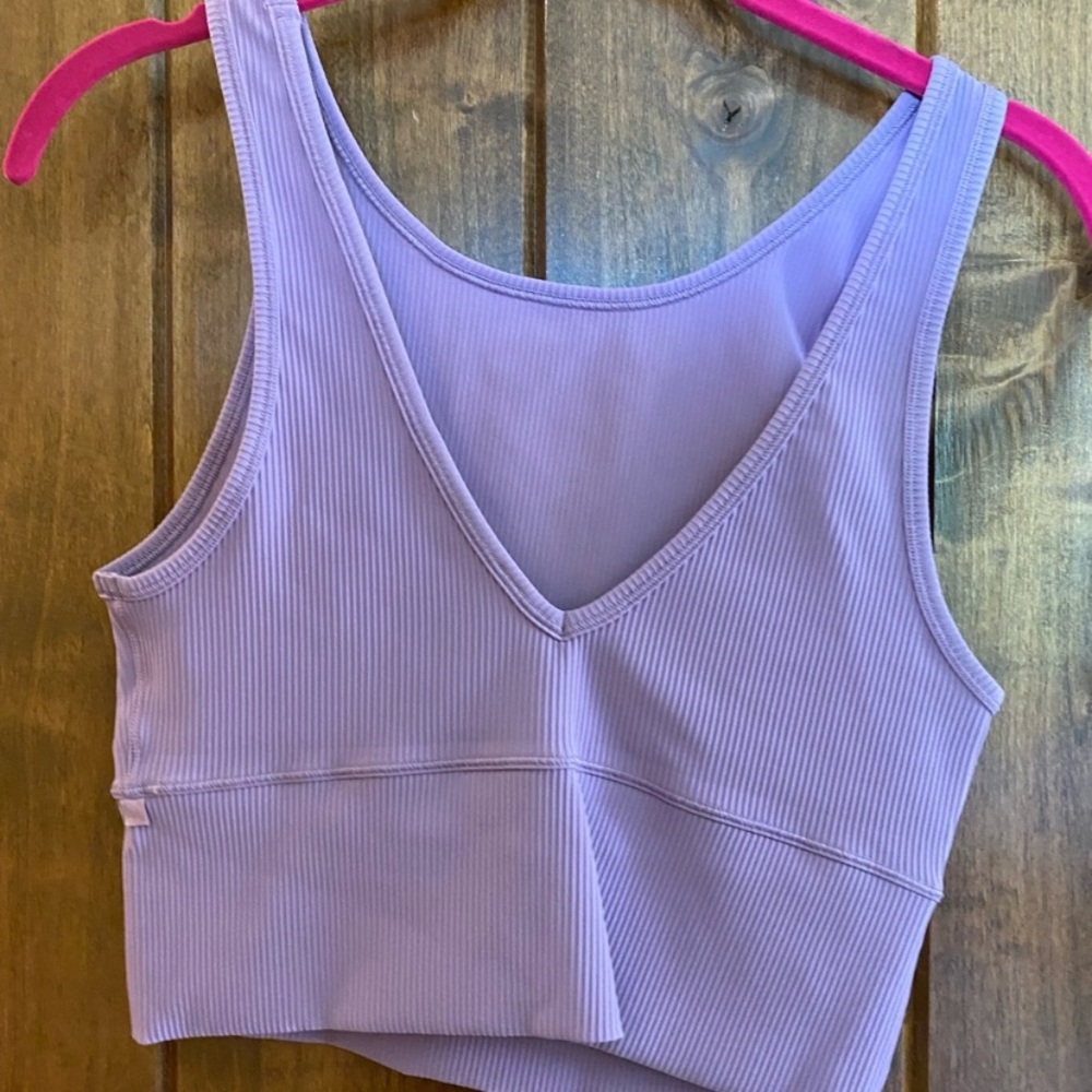 Lululemon crop tank